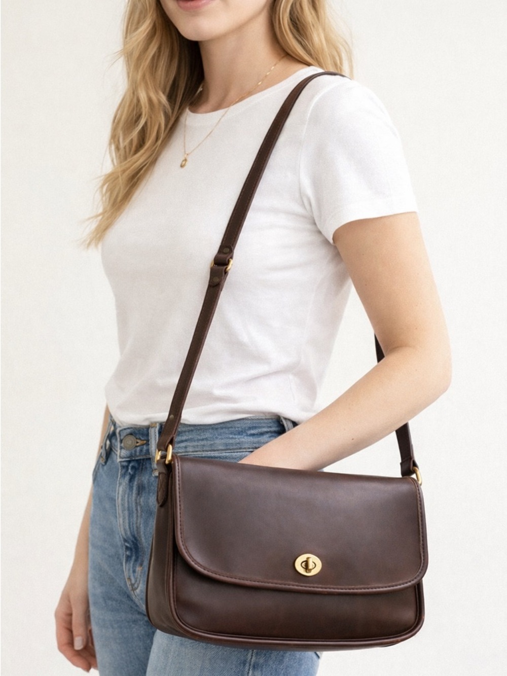 Vintage Coach City Bag 9790 Mahogany USA Glove-Tanned Leather Crossbody Purse